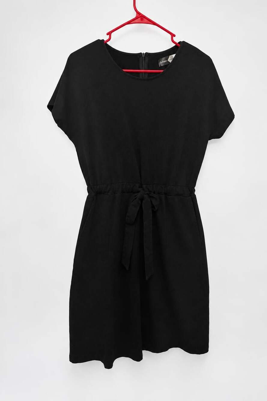 Piper & Scoot Black Dress Size L Tie Waist Back Zip
